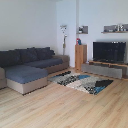 Livia Apartman Heviz Bagian luar foto